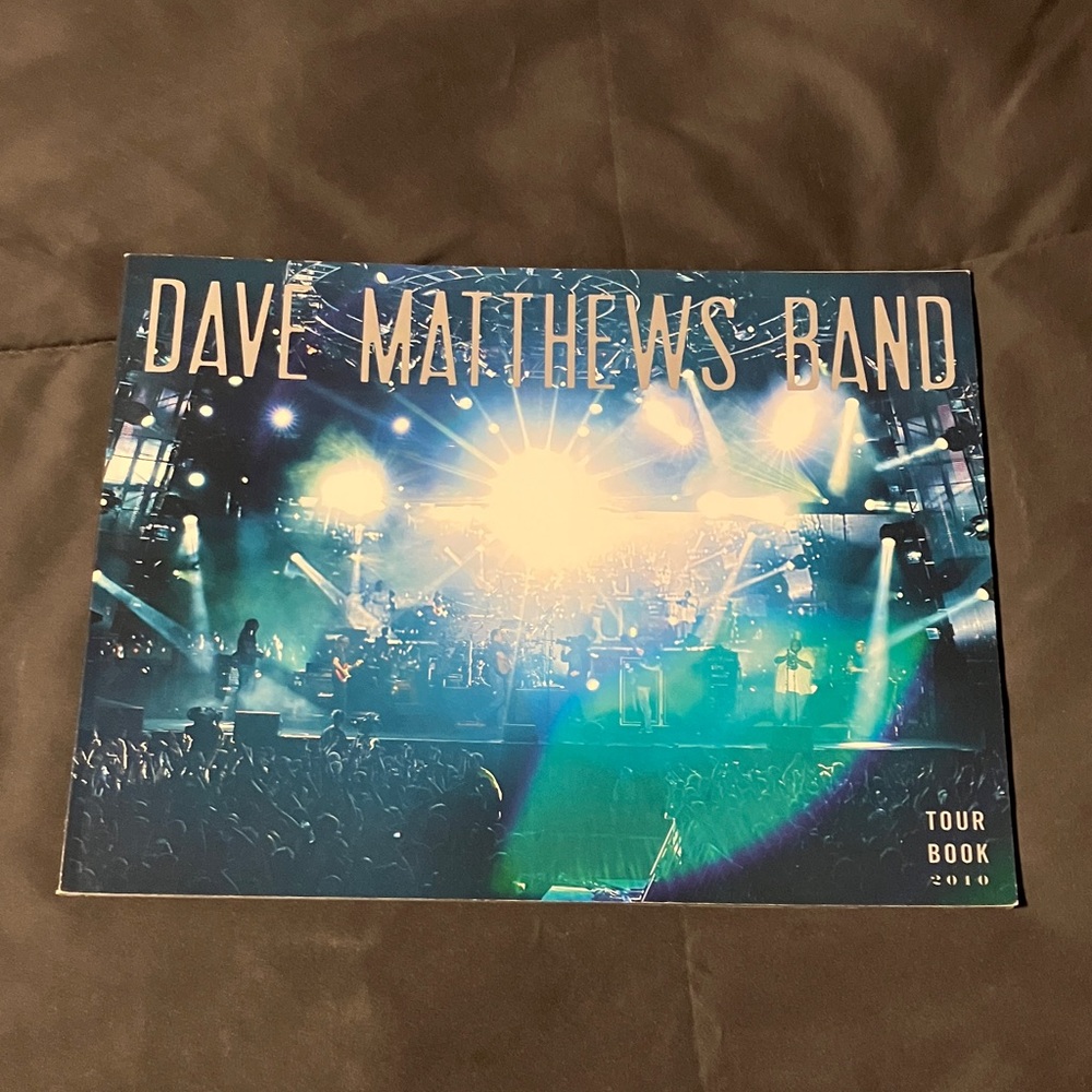 2010 Dave Matthews Band Tour Book